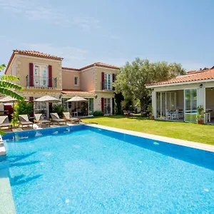 https://fora-konak-alacati.aegeanhotels.net